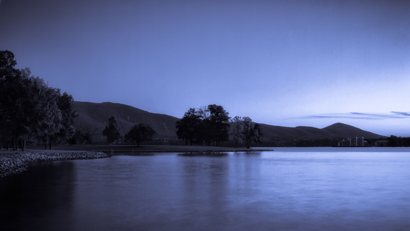 Midnight Blue - Lake - Photo